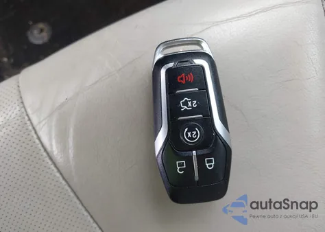 2016 Ford Fusion Energi Titanium из США, поврежденный, VIN 3FA6P0SU5GR287017